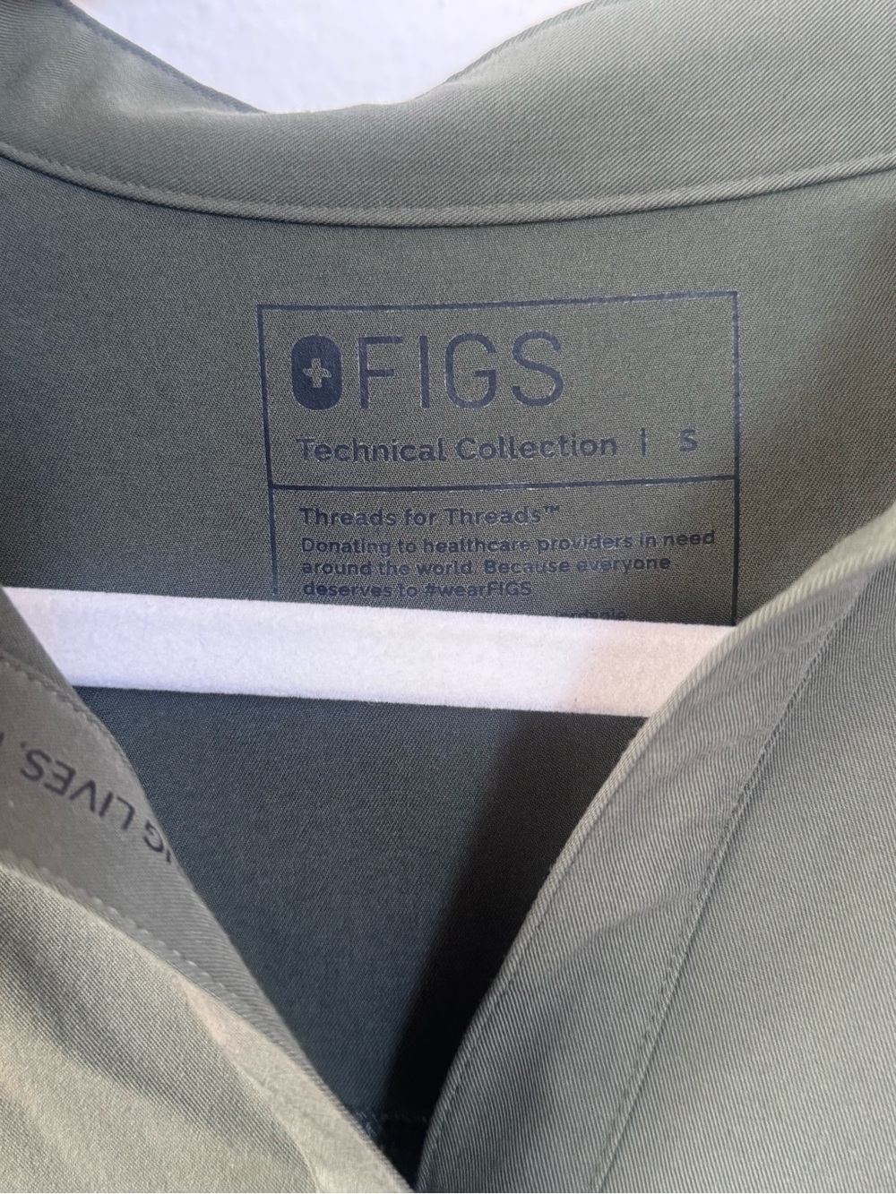 Figs Rafaela Scrub Top - Picture 2 of 3